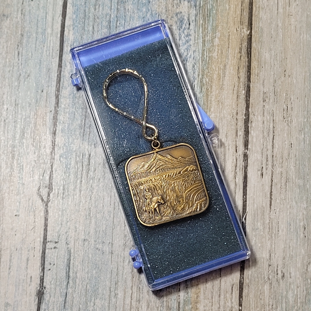 Gold Square Keychain with Scenic Design Bicentennial Idaho 1776-1976